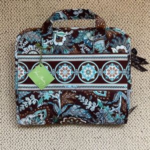 NWT Vera Bradley Hanging Organizer Java Blue travel tri-fold toiletry case